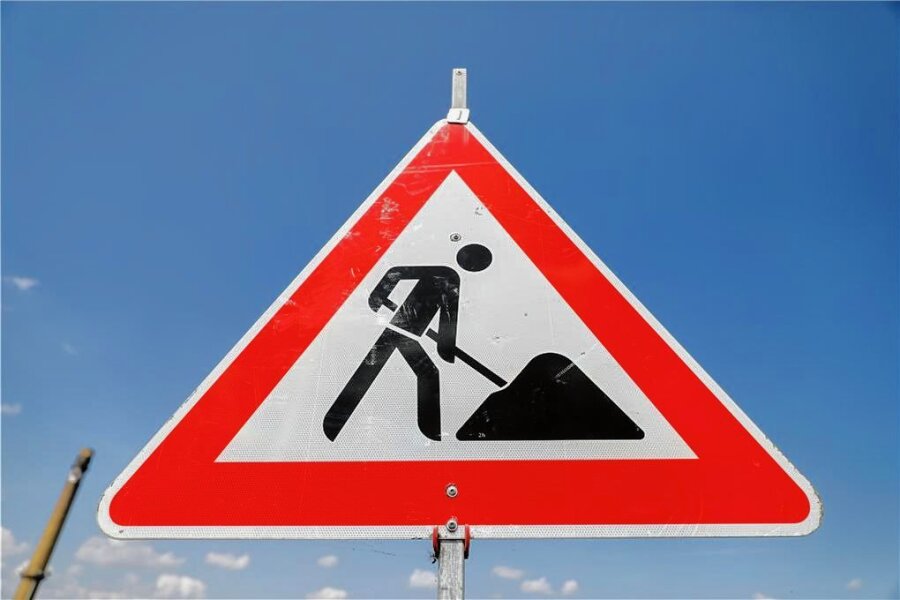 Welche Straßen im Erzgebirge diese Woche gesperrt sind - Achtung, Baustelle, heißt es auch in dieser Woche auf vielen Erzgebirgsstraßen.