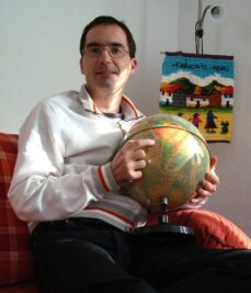 Weltenbummler schaut genau auf den Cent - <p class="artikelinhalt">Steffen Nitschke ist im wahrsten Sinne reisefreudig. Seit 1990 hat der Zschopauer mehr als 40 Länder besucht. </p>
