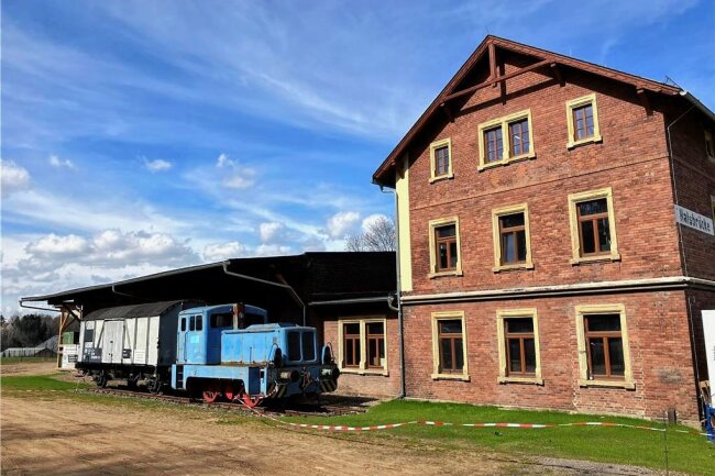 Welterbe-Haus Freiberg thematisiert Wasser - Die Regionalkonferenz des Welterbevereins fand im Bahnhof Halsbrücke statt. 