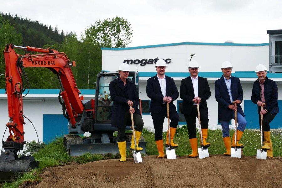 Weltmarktführer Stihl investiert im Erzgebirge in Entwicklung - Spatenstich für das neue Entwicklungszentrum auf dem Mogatec-Gelände in Drebach.
