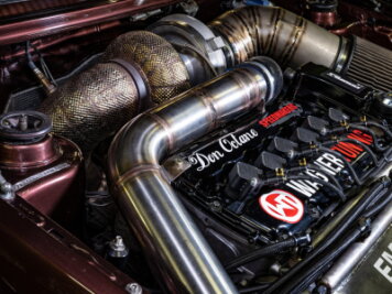 Weltrekord mit über 1300 PS: Denny und der böse Golf - Wo die PS herkommen: Herzstück des Sechszylinder-Motors ist ein riesiger Turbolader. 