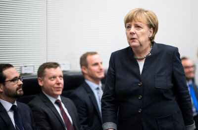 Weniger Steuern, mehr Heimat - Bundeskanzlerin Angela Merkel (CDU) vor der Bundestagsfraktionssitzung der Unionsfraktion.