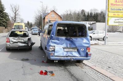 Bei einem Unfall auf der Annaberger-Straße in Chemnitz im März vergangenen Jahres sind vier Menschen verletzt worden. 