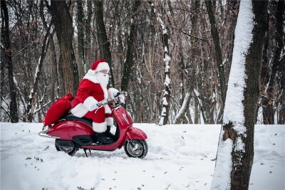 Wenn der Weihnachtsmann mit der Simson kommt - Keine Simme, aber trotzdem hübsch. Am Sonnabend wollen die Thumer MZ- und Mopedfahrer zur Ausfahrt einladen. 