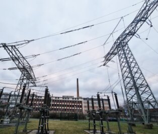 Wenn ein Blackout das Vogtland trifft - Umspannwerk Am Mühlgraben in Plauen: Was tun, wenn es Tage lang keine Stromversorgung gibt? Für diesen Fall und andere mögliche Katastrophen sollte sich jeder Haushalt wappnen.