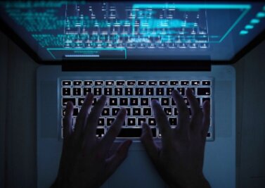 Wenn ein Hackerangriff das IT-System der Firma lahmlegt - Die Daten von Verwaltungen und Unternehmen geraten verstärkt ins Visier von Kriminellen. 