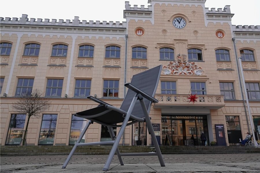 Wer kriegt den freien Stuhl im Zwickauer Rathaus? - Zwickau sucht für die nächsten sieben Jahre einen neuen Baubürgermeister. 