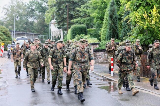 Wer marschiert da am Wochenende durch Werdau? - Reservisten der Bundeswehr marschieren an diesem Wochenende durch Werdau. 