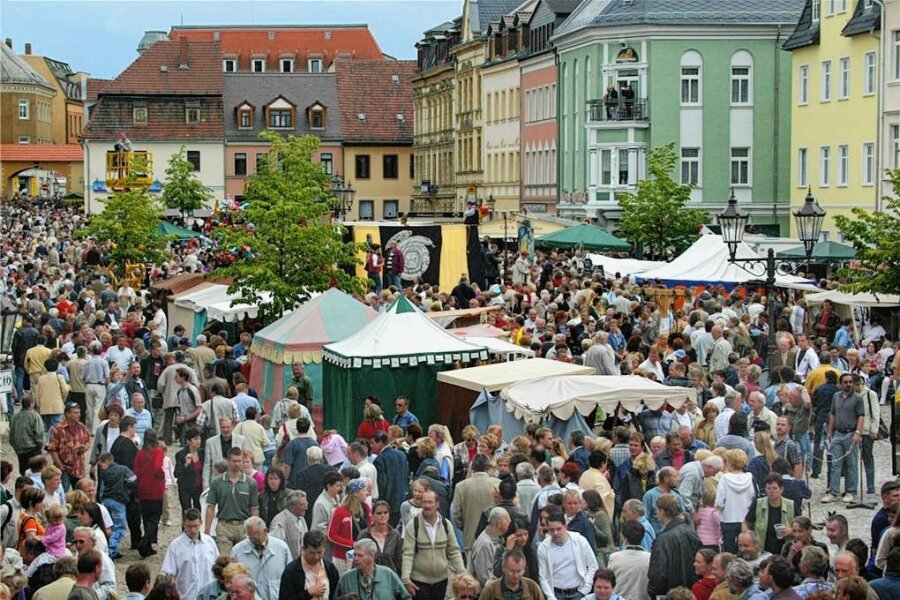 Werdau rummelt: Statt Stadtfest wird am dritten Septemberwochenende ein Volksfest gefeiert - Am dritten Septemberwochenende soll wieder Leben auf dem Werdauer Markt sein. 