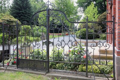 Werdau will Bestattungshalle sanieren - Die ehemalige Bestattungshalle auf dem Leubnitzer Friedhof soll saniert werden.