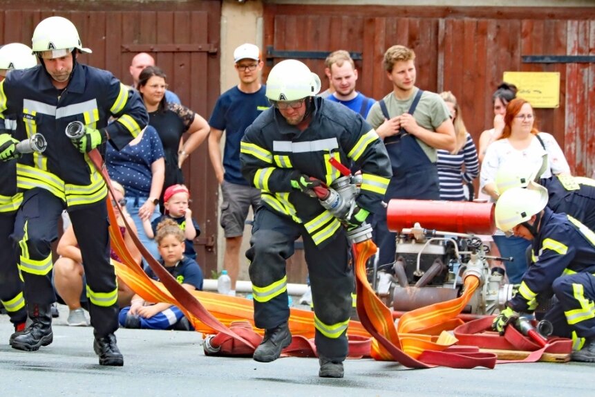 Werdauer Feuerwehr zeigt zum Doppel-Jubiläum ihr Können 