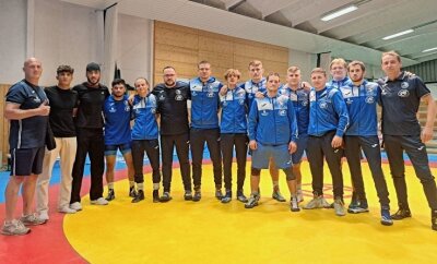 Werdauer Ringer lassen aufhorchen - Mit einem klaren Erfolg kehrten die Regionalliga-Ringer aus Potsdam zurück. Damit sind sie auch erster Tabellenführer der neuen Saison.