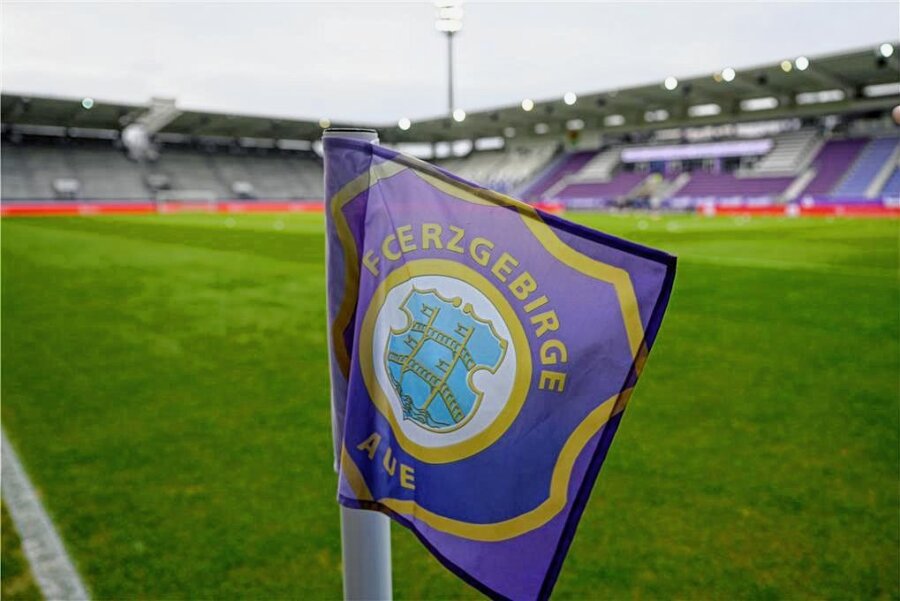 Westsachsenderby: FC Erzgebirge Aue startet Kartenvorverkauf - 