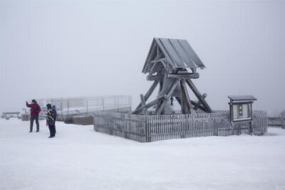 Wetterdienst erwartet im Erzgebirge bis zu 25 Zentimeter Schnee - 