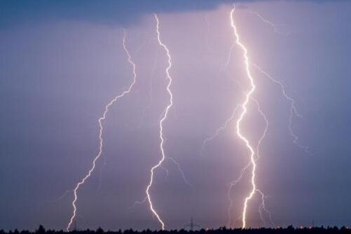 Wetterdienst warnt: Gewitter und Starkregen im Anmarsch - 