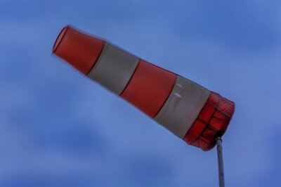 Wetterdienst warnt vor Orkanböen im Erzgebirgskreis - 