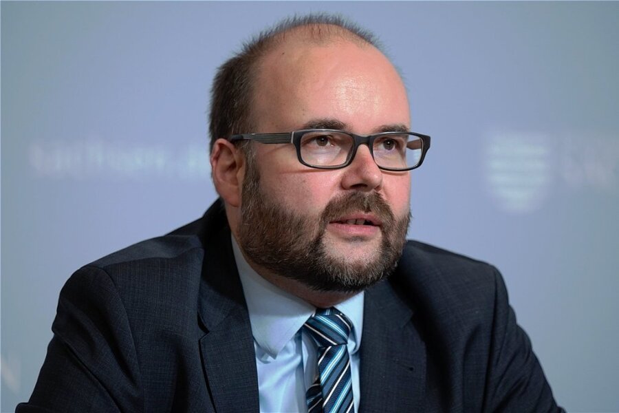 Wie Aufnahme und Integration der Ukrainer in Sachsen gelingen sollen - Christian Piwarz - Kultusminister