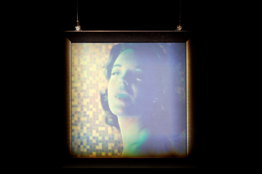 Wie dubios ist die "Dimensions"-Ausstellung in Leipzig? - Romy Schneider auf Hologrammen: Ausschnitt des Werks "Six holograms after L' Enfer" von Henri-Georges Clouzot und Martina Mrongovius aus den Jahren 1964/2017.  
