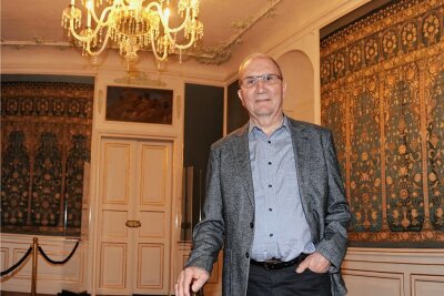 Wie ein Zugezogener zum Wildenfelser Schlossretter geworden ist - Karl Weiß ist stolz darauf, dass es dem Freundeskreis mithilfe von Sponsoren gelungen ist, den Blauen Salon aufwendig zu restaurieren. 