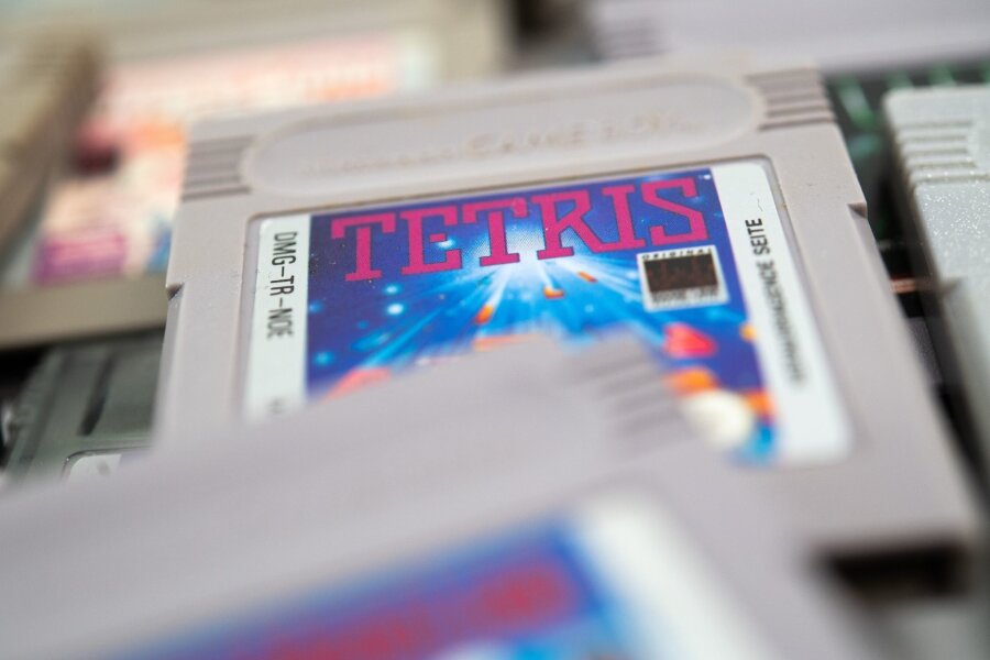 Wie man auch heute ohne Gameboy "Tetris" spielen kann - Simpel, herausfordernd und mit eingängiger Musik wurde "Tetris" zum wohl bekanntesten Videospiel seiner Zeit.