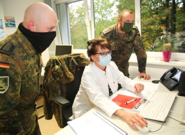 Wie sich das Gesundheitsamt in Freiberg für die vierte Welle rüstet - Monatelang war das Gesundheitsamt des Landratsamtes Mittelsachsen bei der Nachverfolgung der Kontakte von Corona-Infizierten auf Amtshilfe von der Bundeswehr angewiesen.