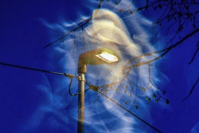 Wie von Geisterhand: Dorf im Vogtland wundert sich über das Eigenleben der Straßenbeleuchtung - In Mechelgrün brennen die Straßenlampen (Symbolbild) nicht immer, wie sie sollen. Es häufen sich die Beschwerden.