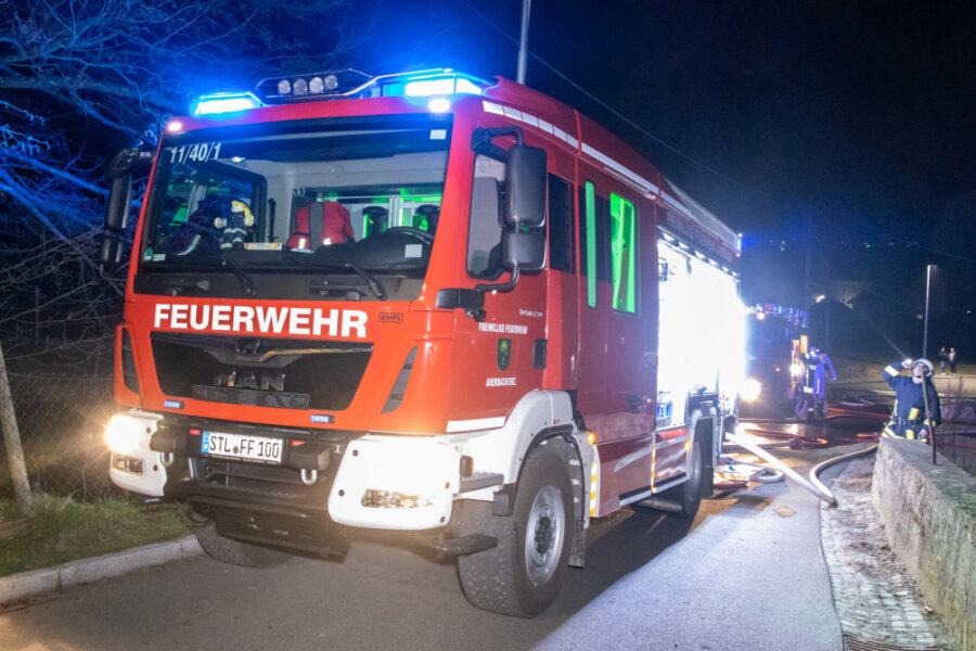 Wieder ein Schornsteinbrand: Einsatz in Crottendorf dauert drei Stunden - 