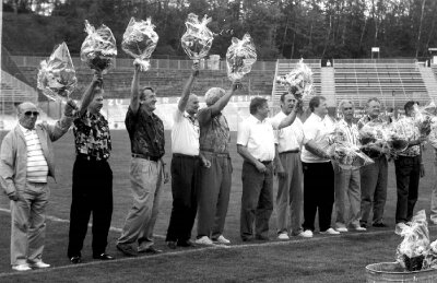 Wiedersehen mit Pokalhelden von 1963 - Zum 30. Jahrestages des Pokalsieges wurde die Mannschaft 1993 im Westsachsenstadion begrüßt.