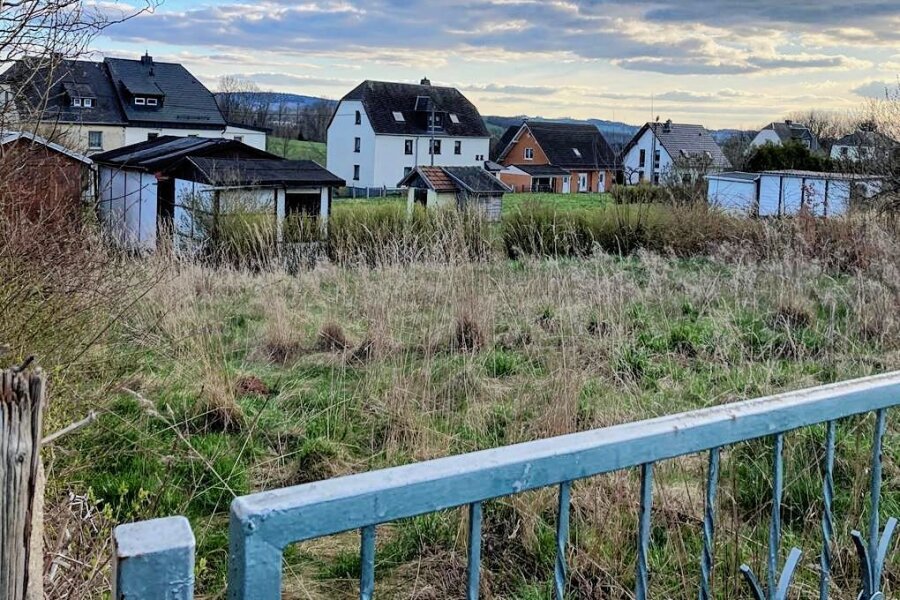 Wildenfels: Grundstücksverkauf für neues Wohngebiet in Härtensdorf nicht vor 2025 - Auf der Fläche der ehemaligen Kleingartenanlage "Glück auf" im Wildenfelser Ortsteil Härtensdorf sollen 14 Eigenheime entstehen.