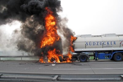 Wildenfels: Zucker-Transport in Flammen - 100.000 Euro Schaden - 