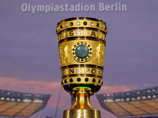 Windeck zieht das Traumlos Bayern - Das Objekt der Begierde: Der DFB-Pokal