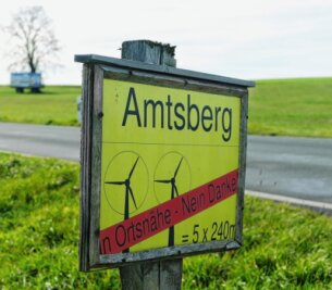 Windpark: Gericht sieht Amtsberg im Recht - An mehreren Stellen im Ort hat die Bürgerinitiative "Gegenwind Amtsberg" Zeichen gesetzt. 