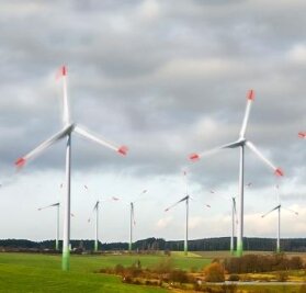 Windpark ist erneut Thema im Zwönitzer Stadtrat - Die Bildmontage zeigt, wie der Windpark an der Staatsstraße 258 einmal aussehen könnte.