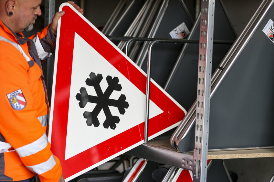 Winterdienst: 40 Fahrzeuge in Mittelsachsen im Einsatz - 