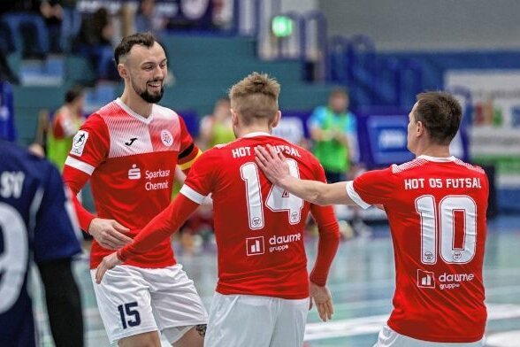 "Wir haben noch viel zu tun" - Wollen auch gegen Düsseldorf wieder jubeln: Die Futsalspieler von HOT 05 aus Hohenstein-Ernstthal. 