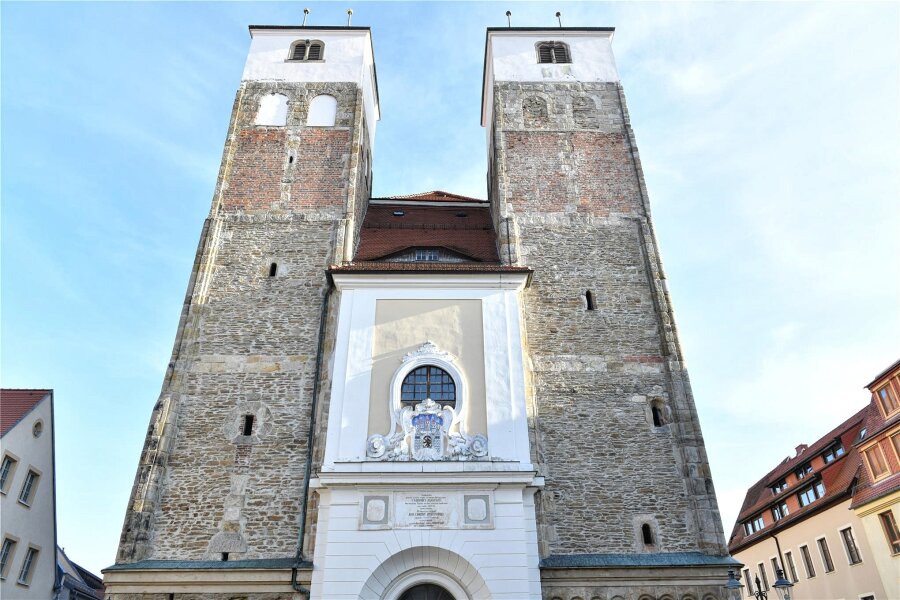 „Wir lieben Freiberg“: Stadt setzt bei der Suche nach Azubis auf einen Filmclip - In der Nikolaikirche findet am Freitag der Neujahrsempfang der Stadt Freiberg statt.