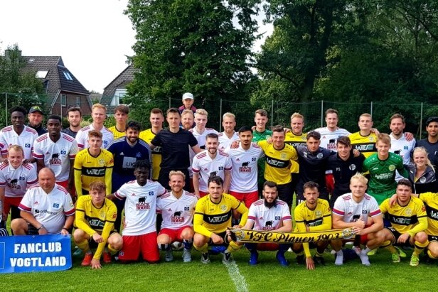 "Wir sehen uns auf jeden Fall wieder" - Zum großen Abschlussfoto war bereits klar: Die Sportfreunde aus Hamburg und aus dem Vogtland werden sich wieder treffen.