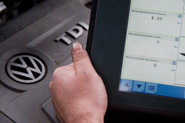 Wirtschaftsanalyst: VW-Betrugsfall wird auch Zulieferer finanziell treffen - 