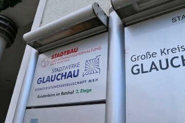 Noch firmiert die Weberag im Glauchauer Rathaus. 