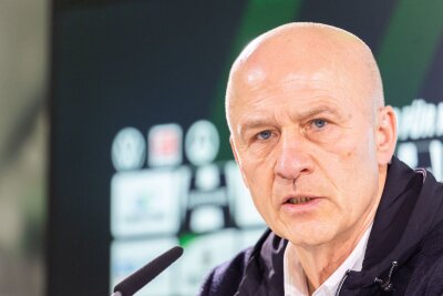 Witter über Schäfer-Aus: "Träne geflossen" - Frank Witter, Aufsichtsratsvorsitzender VfL Wolfsburg, spricht.