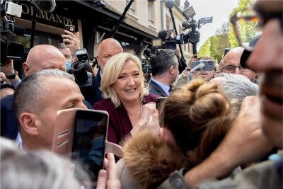 Wo in Frankreich die Menschen rechts wählen - Am nächsten Sonntag geht sie in die Stichwahl gegen Frankreichs Staatspräsidenten Emmanuel Macron: die Rechtspopulistin Marine Le Pen. 