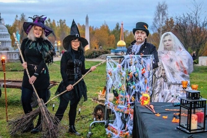Wo und wie in Westsachsen Halloween gefeiert wird - Hexen und gruselige Gäste gibt es am Montag auch wieder in der Miniwelt Lichtenstein. 