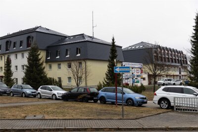 Wofür der Erzgebirgskreis dieses Jahr Geld ausgeben will - Rund 5,5 Millionen Euro investiert der Erzgebirgskreis als Schulträger unter anderem in den Brandschutz des Schulkomplexes auf dem Oberwiesenthaler Sparingberg.