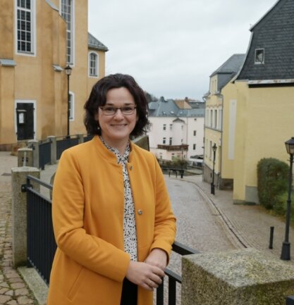 Wohin geht die Reise der Freien Wähler, Frau Obst? - Dorothee Obst ist seit 2013 Bürgermeisterin von Kirchberg. Seit sie vor zwei Jahren Fraktionschefin der Freien Wähler im Kreistag wurde, wird sie auch als Landrats-Kandidatin gehandelt. 