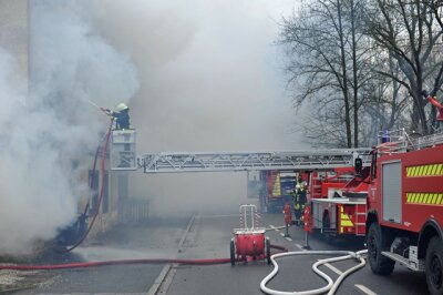 Wohnhausbrand: Flöhaer Stadtverwaltung will Geschädigten helfen - 