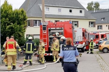 Wegen eines Küchenbrandes war die Feuerwehr an der Arthur-Beil-Straße in Taura im Einsatz.