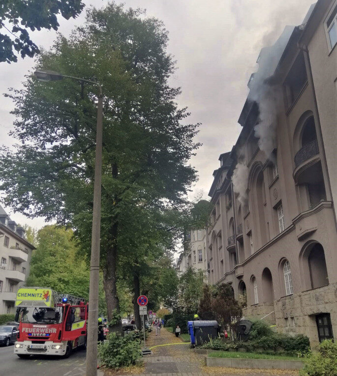 Wohnungsbrand an der Barbarossastraße in Chemnitz - 