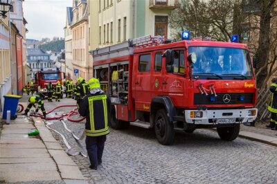 Wohnungsbrand in Annaberg: Wäschetrockner fing Feuer - 