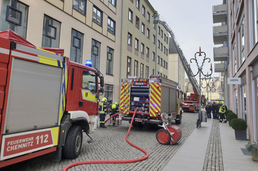 Wohnungsbrand in der Chemnitzer Innenstadt - 