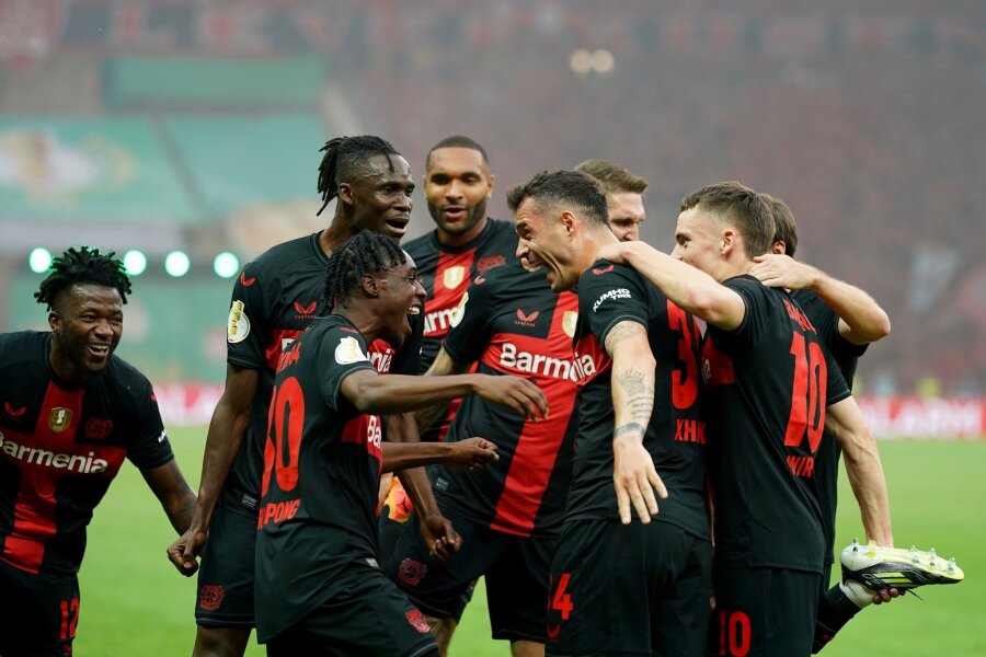 Xhaka beschert Leverkusen Pokalsieg und Double - Leverkusen krönte die erfolgreichste Saison der Vereinsgeschichte mit dem Gewinn des DFB-Pokals.